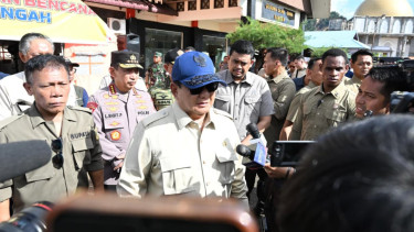 Presiden RI Prabowo Subianto usai meninjau wilayah Tapanuli Tengah 