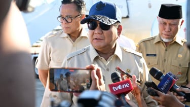 Presiden Prabowo Tinjau Korban Bencana di Sumatera