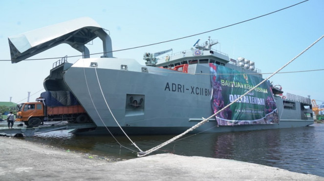 Kapal ADRI XCII-BM berlayar angkut bantuan kemanusiaan bencana Aceh-Sumatera
