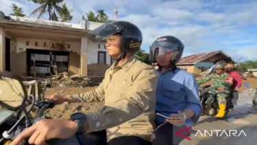 Wapres Gibran menaiki motor trail kunjungi korban banjir di Sumbar