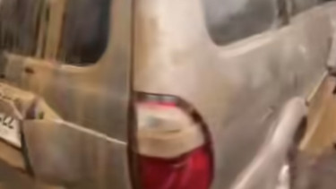 Isuzu Panther masih nyala usai terendam banjir