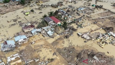 Kondisi dari udara situasi bencana banjir di Aceh Tamiang, Aceh.