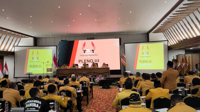 Rapat Pleno dalam Rakernas Partai Hanura