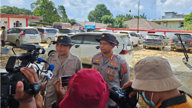 Kapolres Aceh Tamiang, AKBP Muliadi, bersama Dirbinmas Polda Aceh Kombes Donny