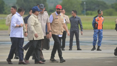 Gubernur Aceh Muzakir Manaf bersama Presiden Prabowo