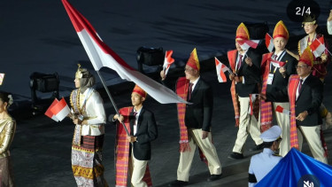 Defile tim Indonesia saat opening ceremony SEA Games 2025