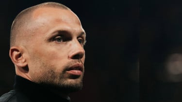 Eks pealtih Ajax Amsterdam, John Heitinga