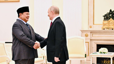 Presiden RI Prabowo Subianto dan Presiden Rusia Vladimir Putin 