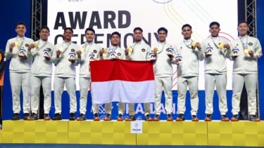 Indonesia vs Malaysia 3-0, Beregu Putra Bulu Tangkis Raih Emas SEA Games 2025, Indonesia 3-0 Malaysia: Dominasi Total di Lapangan, Alwi Farhan: Pride, Mentalitas, dan Pembuktian, Sabar/Reza Tampil Menggila, Gaspol dari Awal, Moh Zaki: Jadi Penentu di Usia Termuda