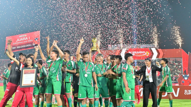Banteng Jatim Juara Soekarno Cup