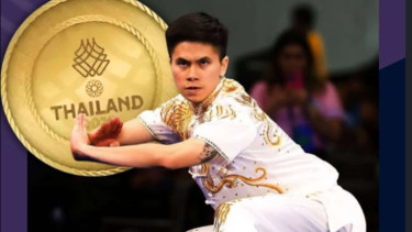 Atlet Wushu Edgar Xavier Marvelo beraksi pada final wushu taolu putra SEA Games