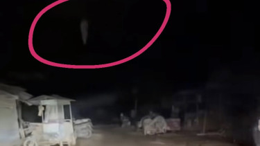 Viral Video Objek Berwarna Putih di Langit Aceh Tamiang