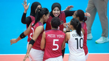 Megawati Hangestri Pertiwi dan pemain timnas voli putri Indonesia di SEA Games