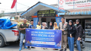 Danareksa bantu korban bencana Sumatera.