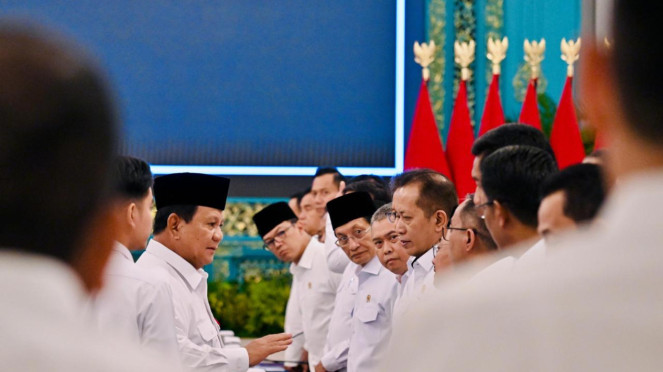 Presiden Prabowo Pimpin Sidang Kabinet