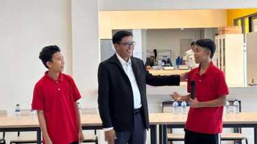 Kemenko PM Kunjungi Sekolah Rakyat di Kota Padang