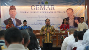 Menteri Wihaji Hadir di SMAN 61 Jakarta