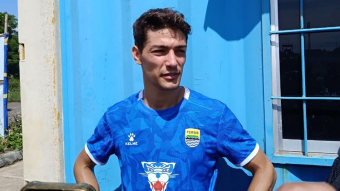 Bek Persib Bandung, Federico Barba