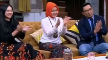 Momen Aura Kasih bersama Ridwan Kamil dan Atalia Praratya