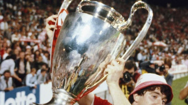 Legenda Nottingham Forest, John Robertson meninggal dunia