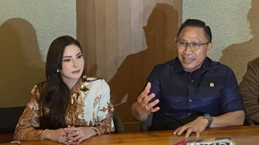 Ketua Umum GBN-MI Laksamana Pertama TNI (Purn.) M. Faisal Manaf (kanan)