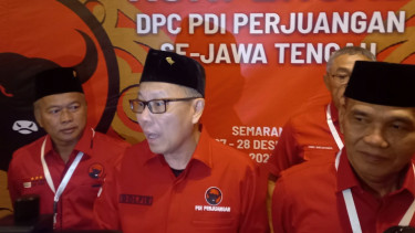 Dolfie Othniel Palit (tengah) dipilih menjadi Ketua DPD PDIP Jawa Tengah