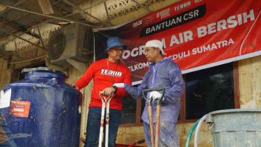 Telkomsel.