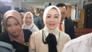 Atalia Praratya di Pengadilan Agama, Bandung