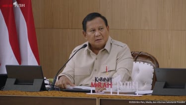 Presiden RI Prabowo Subianto membuka retret di Hambalang, Bogor