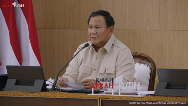 Presiden RI Prabowo Subianto membuka retret di Hambalang, Bogor 