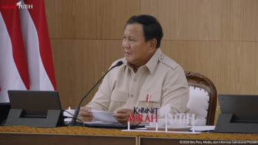 Presiden RI Prabowo Subianto membuka retret di Hambalang, Bogor 
