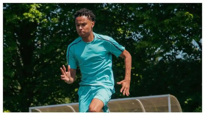 Danilson Soares Silva, 1. Pengakuan Bojan Hodak Usai Persib Tumbangkan Persija, 2. Cetak Gol ke Gawang Persija, Beckham Putra Bakal Disanksi PSSI?, 3. Tolak Tim yang Lolos Piala Dunia 2026, Danilson Soares Ingin Bela Timnas Indonesia, 4. Pengakuan Jujur Rizky Ridho usai Persija Digilas Persib 1-0, Singkat tapi Menyentil
