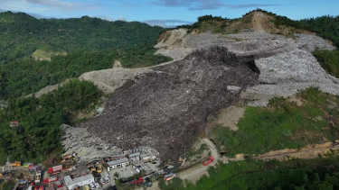 Tempat pembuangan sampah di Filipina longsor menewaskan 4 orang