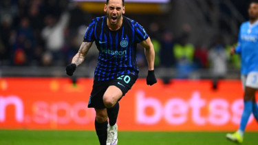 Gelandang Inter Milan, Hakan Calhanoglu