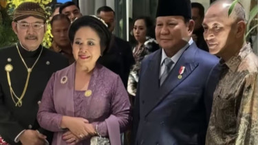 Potret Presiden Prabowo dan Titiek Soeharto di Acara Darma Hutomo