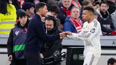 Xabi Alonso dan Kylian Mbappe