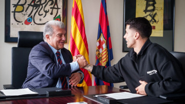 Joao Cancelo resmi kembali ke Barcelona