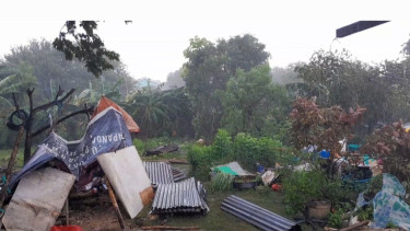 Angin Puting Beliung Terjang Kupang, 17 Rumah Warga Rusak