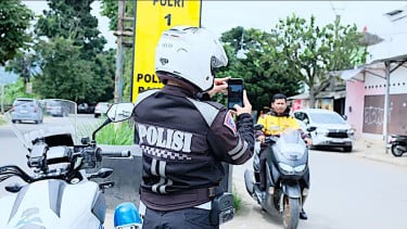 Ilustrasi tilang ETLE Mobile