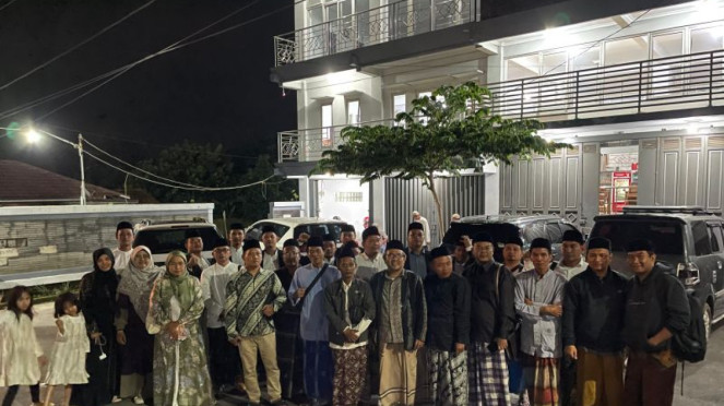 Para kiai muda NU Jawa Barat dan Jakarta menggelar Forum Bahtsul Masail di Ponpes Kempek Cirebon 