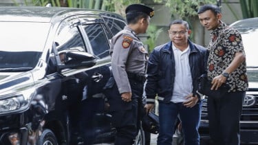 Bupati Pati Sudewo usai terjaring OTT KPK