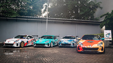 Subaru BRZ versi balap