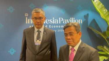 Deputi Bidang Promosi Penanaman Modal dari Kementerian Investasi dan Hilirisasi/BKPM, Nurul Ichwan (kanan)