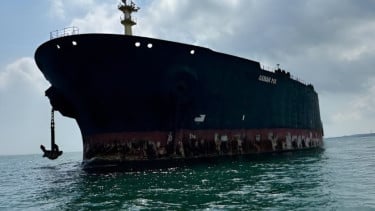 Kapal tanker MT Arman 114