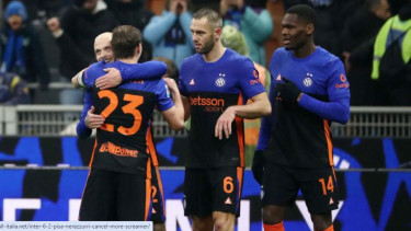 Pemain Inter Milan rayakan gol