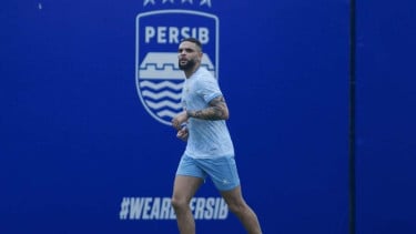 Pemain Persib Bandung, Layvin Kurzawa