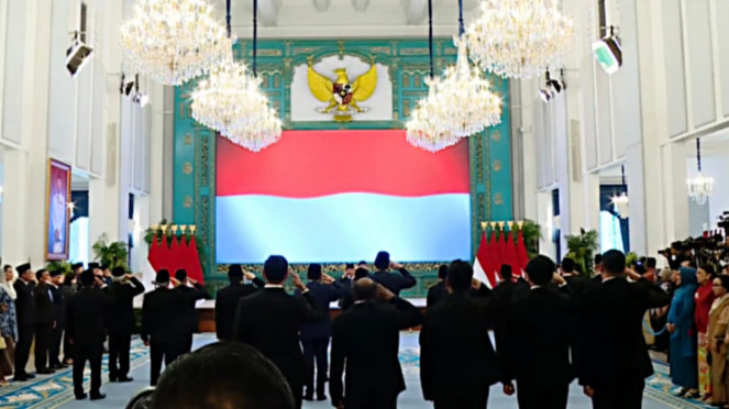 Pelantikan Anggota DEN di Istana Negara