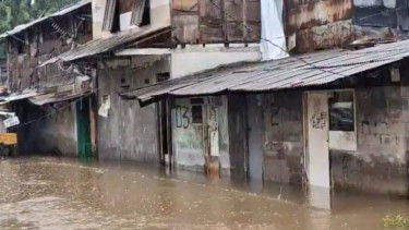Banjir melanda permukiman warga di Cakung