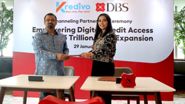 Kerja sama Bank DBS Indonesia dan Kredivo.