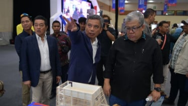 Dirut BTN Nixon LP Napitupulu dan Wamen PKP Fahri Hamzah.